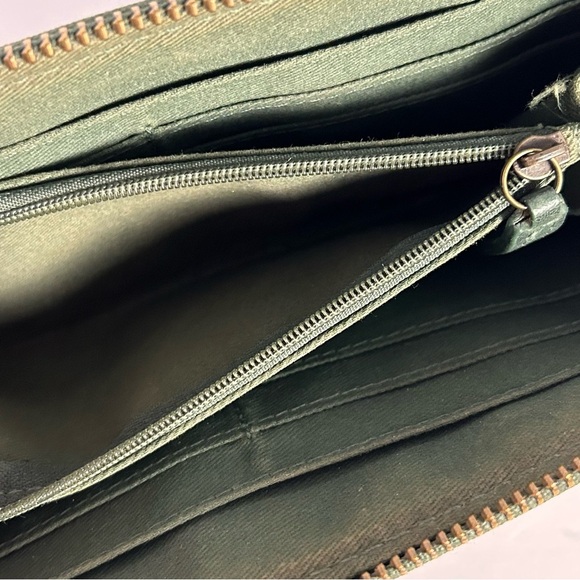 Fossil Wallet Full Zip Forest Green Leather - Picture 10 of 13